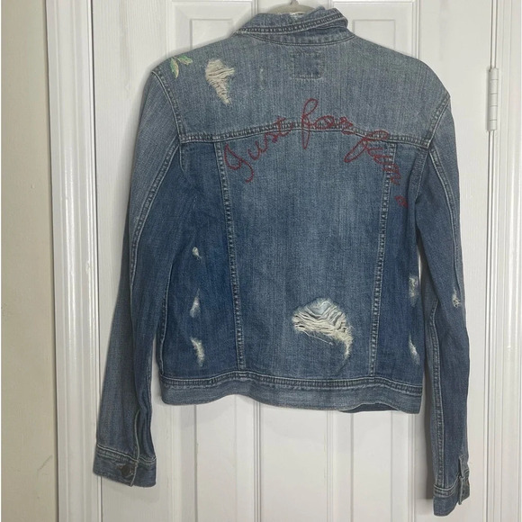 American Eagle Distressed Embroidered Floral Jean Jacket - Size Small - Picture 6 of 8